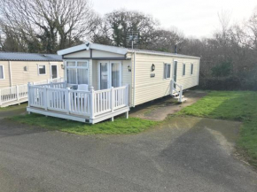 2 Bedroom Caravan LG25, Shanklin, Isle of Wight